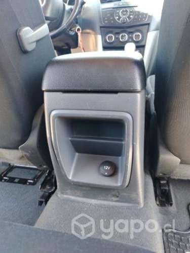 MAZDA BT50, año 2019