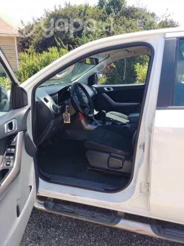 MAZDA BT50, año 2019