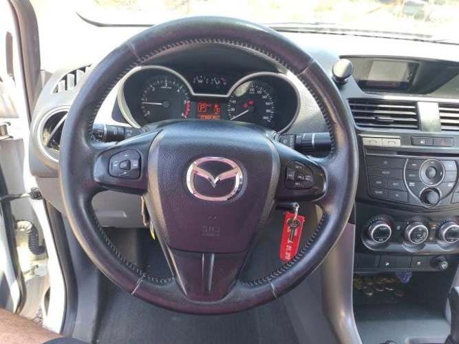 MAZDA BT50, año 2019