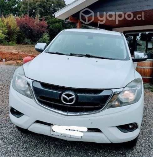 MAZDA BT50, año 2019