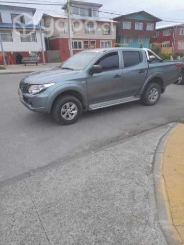 Mitsubishi l200 2019