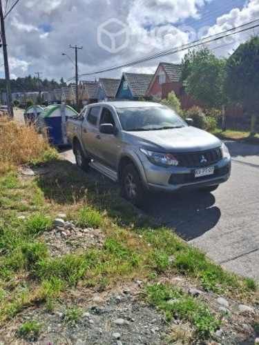 Mitsubishi l200 2019