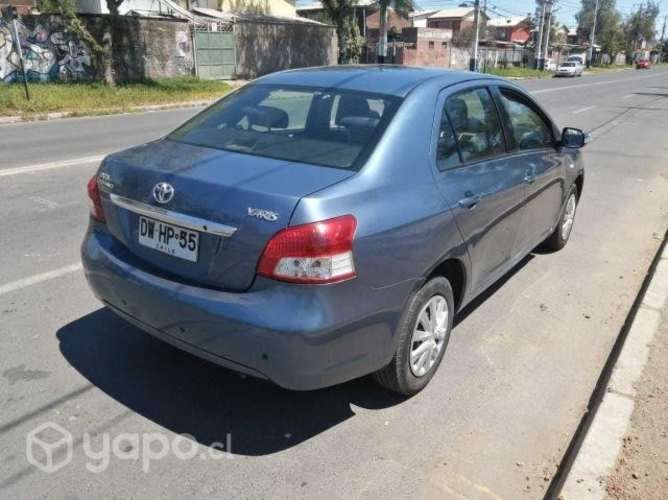 Toyota yaris automatico 2012