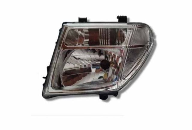 Optico Izquierdo Nissan Navara 2007-2013