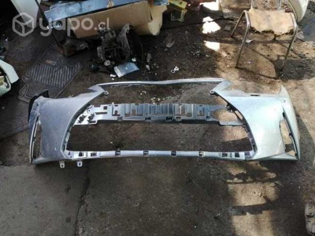 Parachoque delantero lexus is 350 2021 original