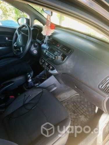 Vendo kia río 4 año 2015