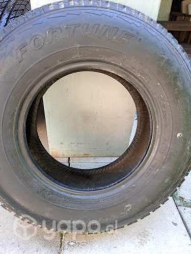 Neumático usado 245 / 75R16