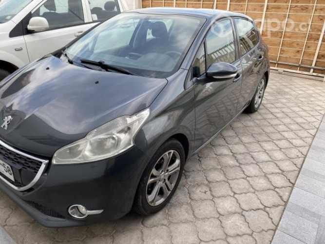 Vendo Peugeot 208 diesel
