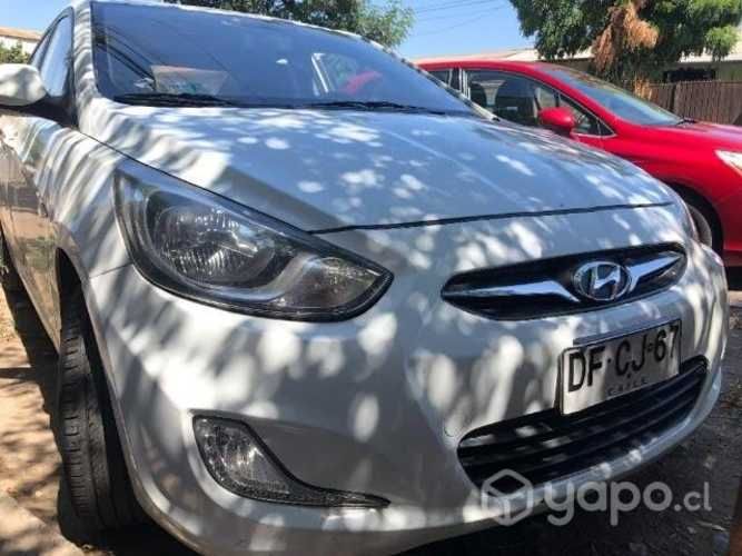 Hyundai accent 2011