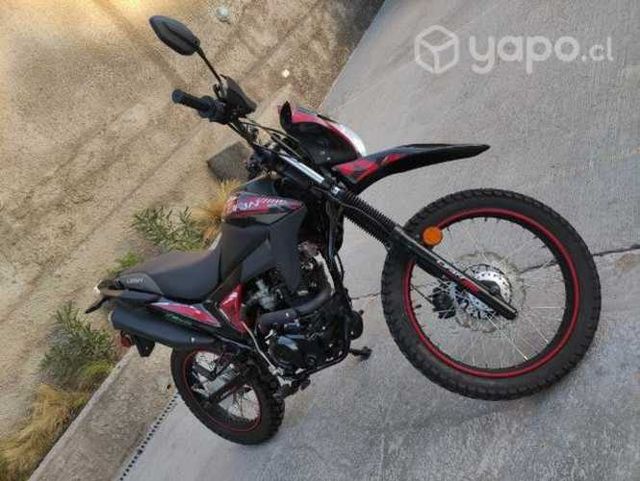 Moto Lifan Enduro LF150GY poco uso