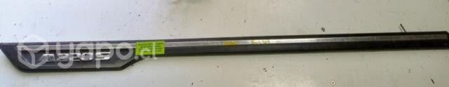 Moldura Central Puerta Delantera Izq Ssangyong Ne