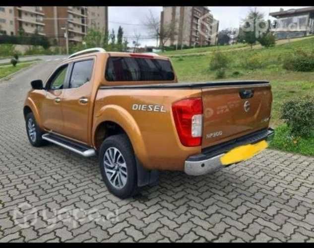 Nissan np300 le full automatica 4x4