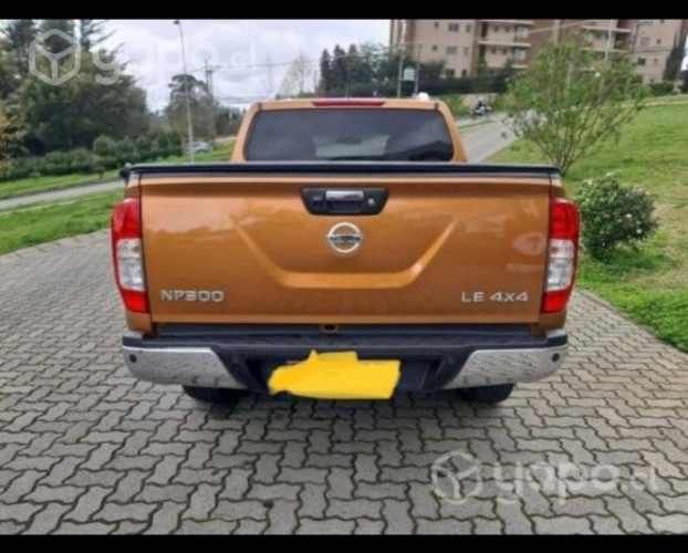 Nissan np300 le full automatica 4x4