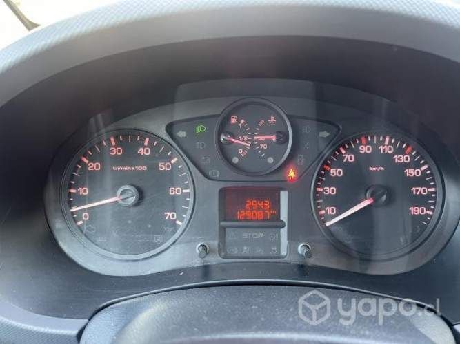 Vende Peugeot Partner