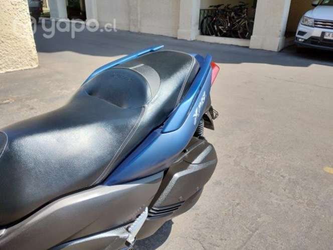 Yamaha XMAX300