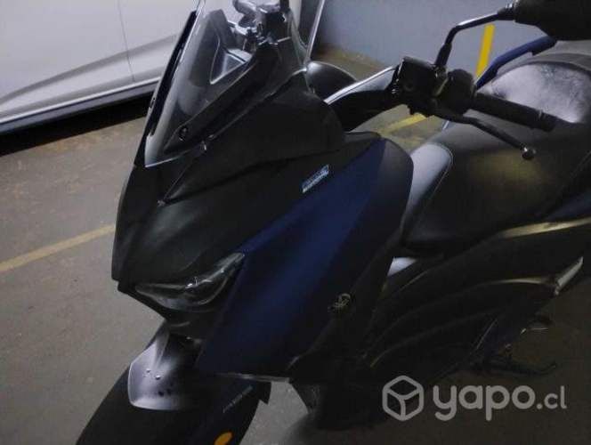 Yamaha XMAX300