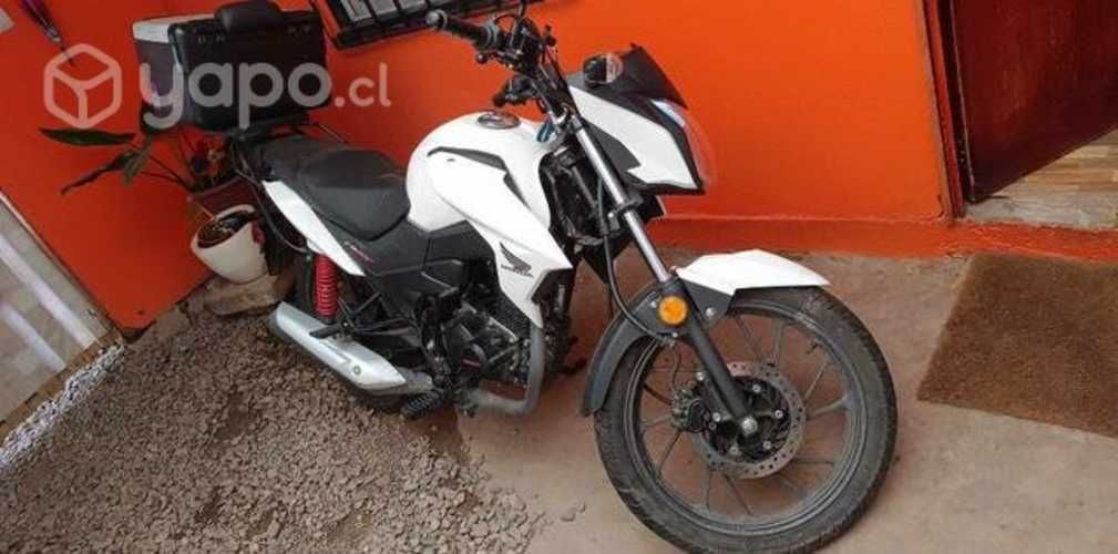 Honda Twister 125 años 2022