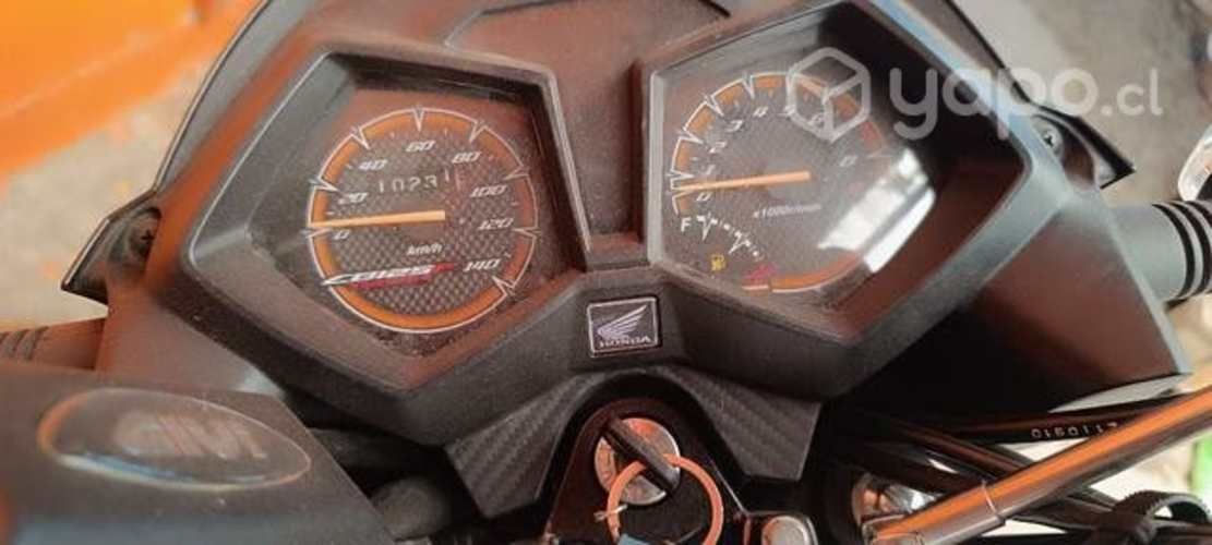 Honda Twister 125 años 2022