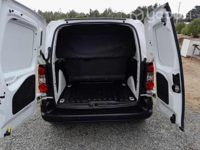 Citroen berlingo 1.6  2019