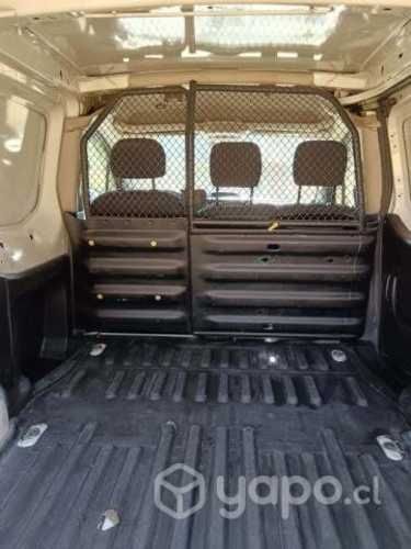 Excelente peugeot partner 1.6 turbo diesel 2017