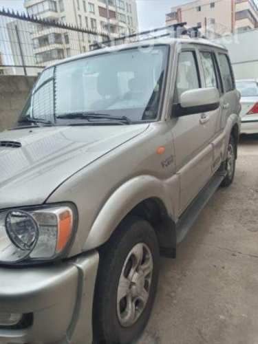 Se vende Mahindra año 2016