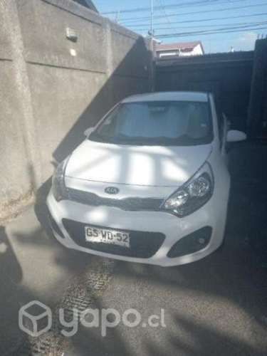 kia rio 5 hatchback