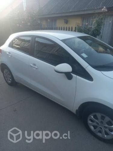 kia rio 5 hatchback