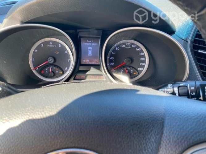 Hyundai santa fe 2015