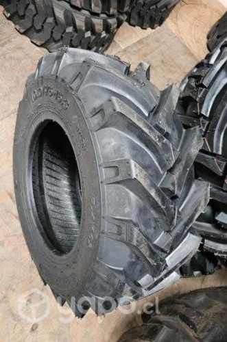 Neumáticos industriales nuevos 10.0/75-15.3