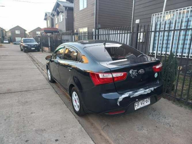 Kia rio 4