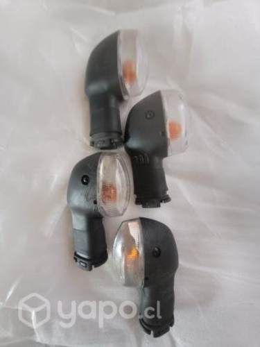 Cúpula/Luces/Espejos/Valvulas/otro Yamaha R15 v3