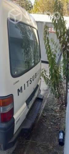Furgón Mitsubishi L300 2.0