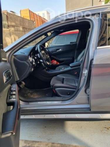 Mercedes benz gla250