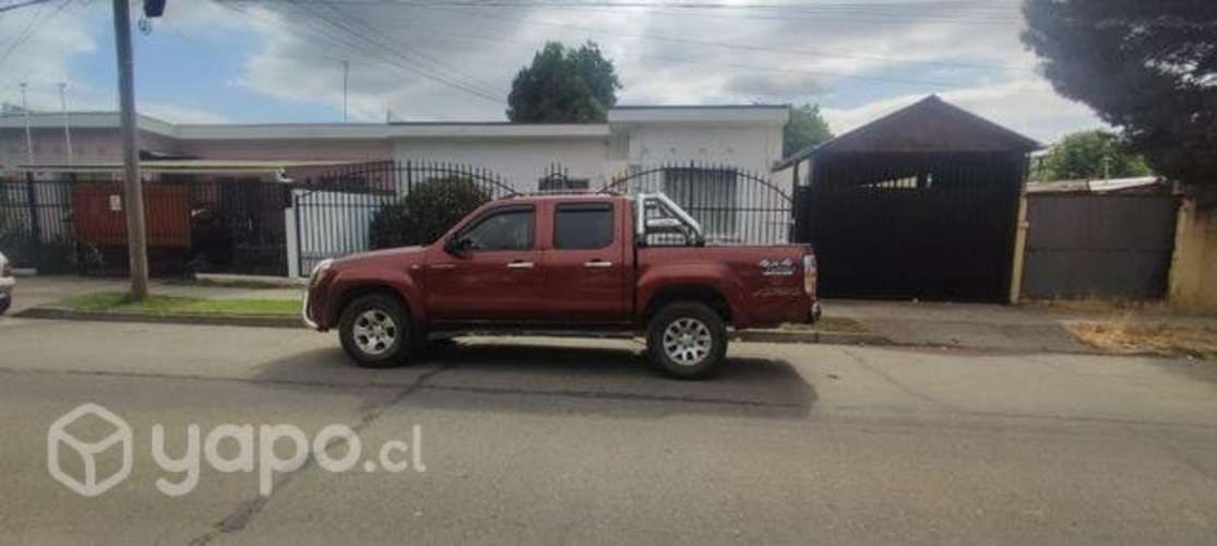 Camioneta Mazda B50 Año 2011