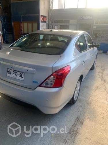 Vendo nissan versa