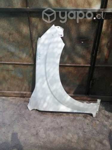 Tapabarro derecho np300 original