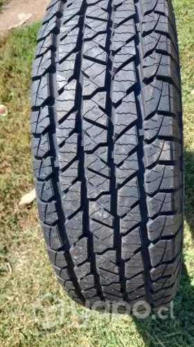 Neumáticos nuevos 245/75 R ROADX