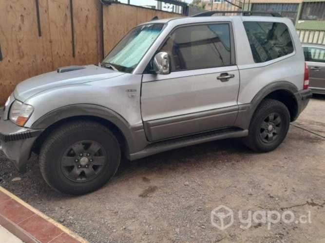 Mitsubishi montero 2007
