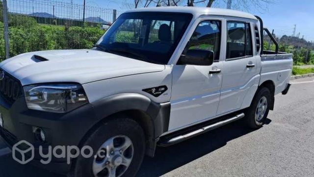 Mahindra pick up 2021