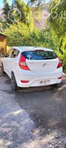 Hyundai accent 2014