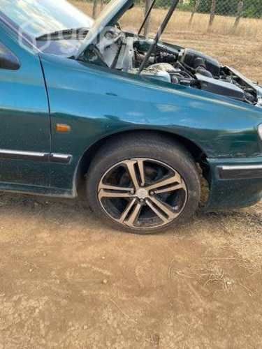 Peugeot 406