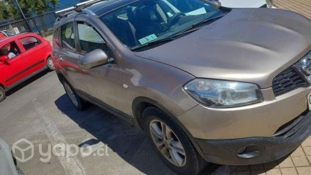 Nissan qashqai 2014