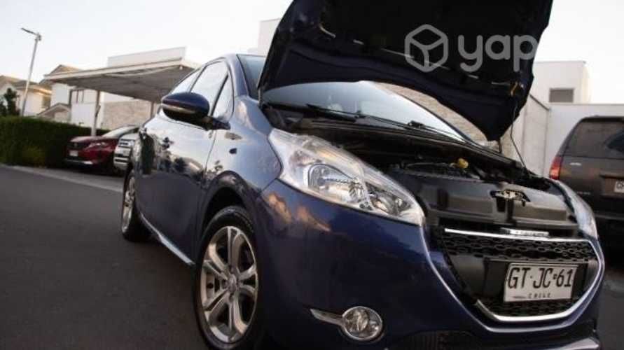 Peugeot 208, año 2014