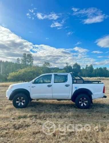 Toyota Hilux 4x4