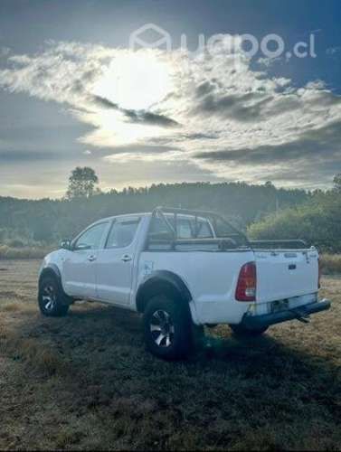 Toyota Hilux 4x4