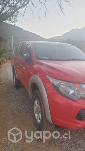 Mitsubishi l200 2016