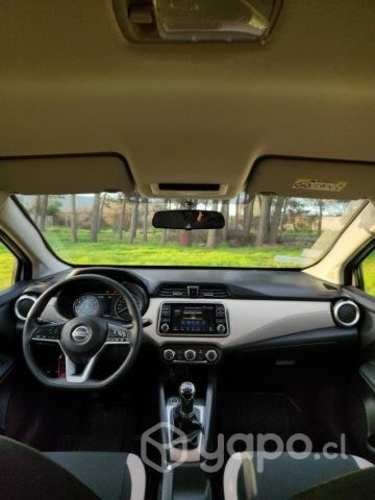 Nissan versa 2020
