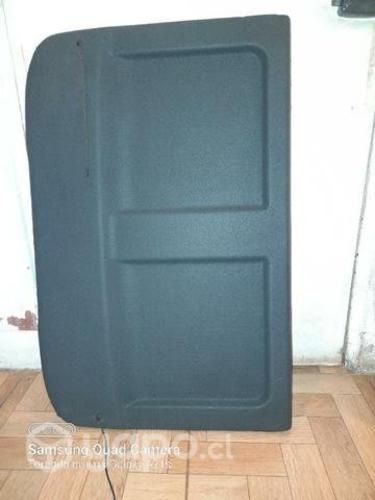 Cubre maletero del chery tiggo 2. Impecable