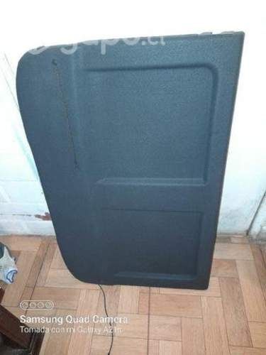 Cubre maletero del chery tiggo 2. Impecable
