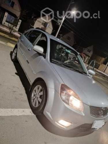 Kia rio jb 2010